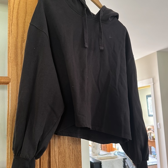 ZARA CROPPED HOODIE - Picture 2 of 3